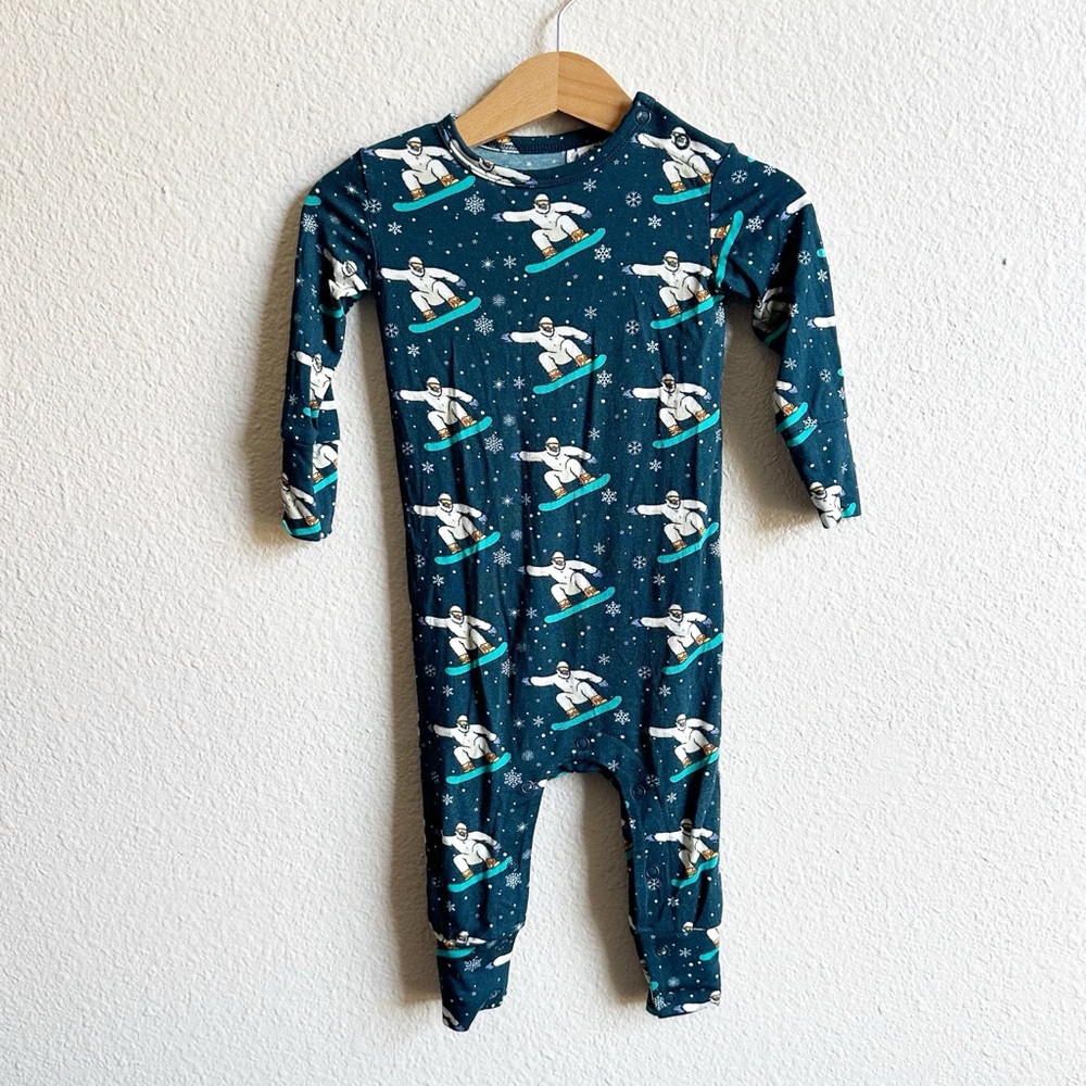 Posh Peanut Onesie Snowboarding Yeti Blue Green Baby Size 9-12 Months Bamboo